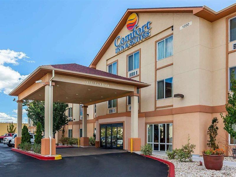 Comfort Inn & Suites Airport Convention Center Reno Buitenkant foto
