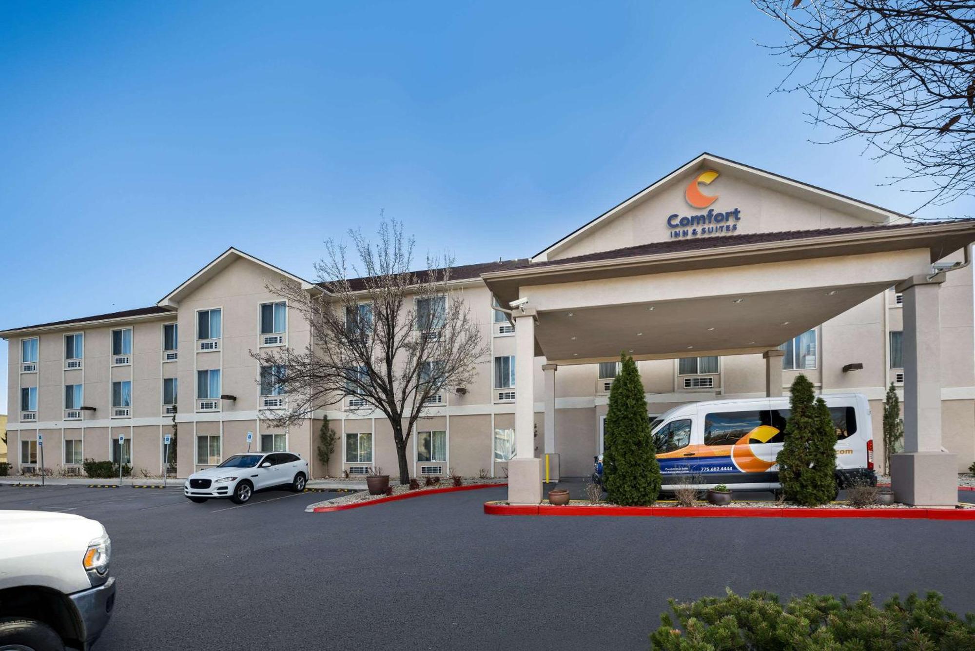 Comfort Inn & Suites Airport Convention Center Reno Buitenkant foto
